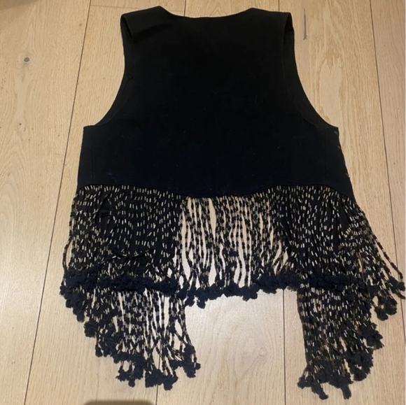 EUC Maje Fringe Fall Vest - Picture 4 of 5
